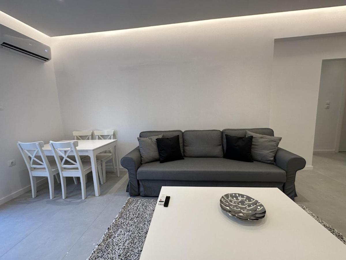 Comfy Apartment In Nea Smirni Атина Екстериор снимка